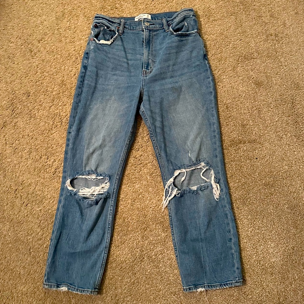 Abercrombie Ankle Straight High Rise Jeans!